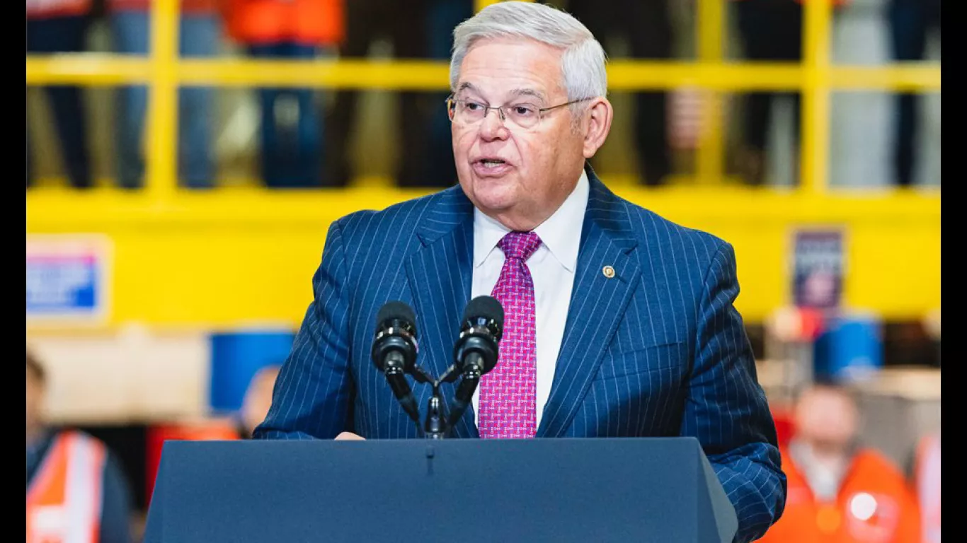 Senador Estadounidense Bob Menendez Declarado Culpable Por Corrupción ...